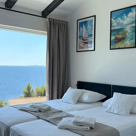 Vikendica Coral Cove House *